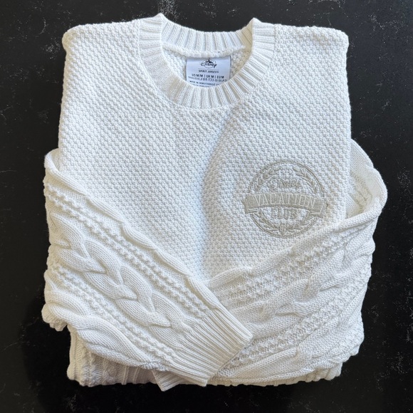 SPIRIT JERSEY Sweaters - Disney Vacation Club White Crew Spirit Jersey M